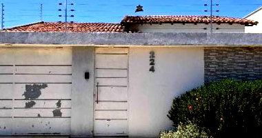 Casa Padrão com 3 Quartos e 2 Banheiros em Picos/PI