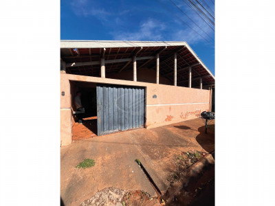 Residência com 3 dormitórios no Nadir Kenan