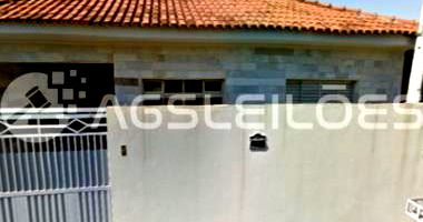 Imóvel Residencial com 100,90m² A.C. e 120,00m² A.T. em Birigui