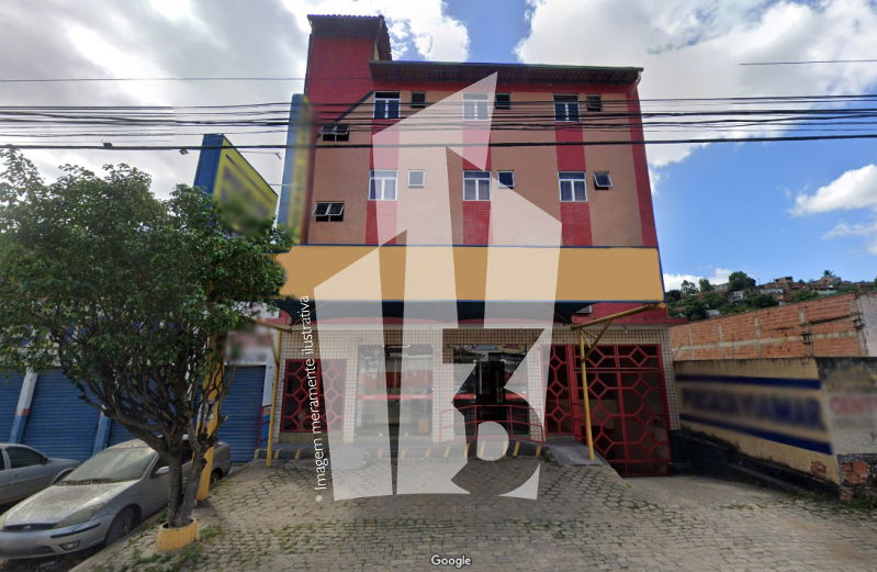 Terreno com Prédio e 12 Vagas em Tefilo Otoni