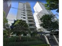 Apartamento Duplex com 3 Quartos e 4 Vagas em Leilão