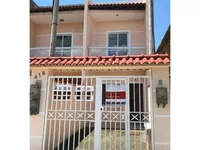Casa padrão ocupada com 1 vaga e 82m² construída