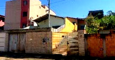 Casa com 2 quartos em Esmeraldas/MG
