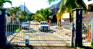 Casa em Condomínio Ocupada em Vargem Pequena, Rio de Janeiro