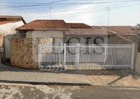 Casa com 3 quartos em Lins/SP