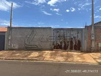 Casa com 1 quarto e 1 vaga, área privativa de 200m²