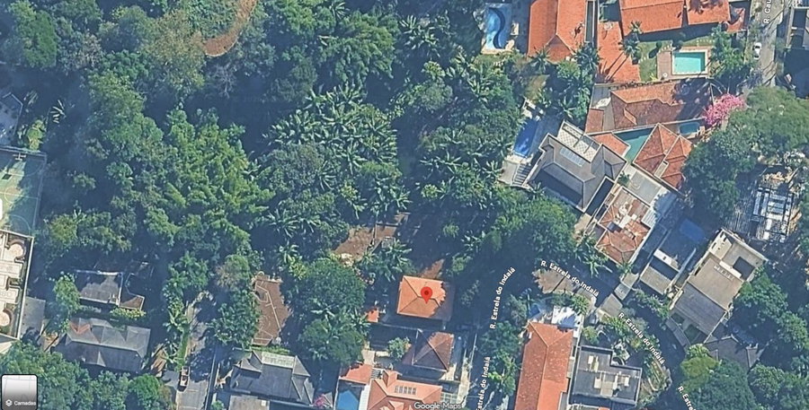 Casa de Alto Padrão com 3.095 m² de área total