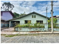 Casa em Trombudo Central com 3 dormitórios e área residencial