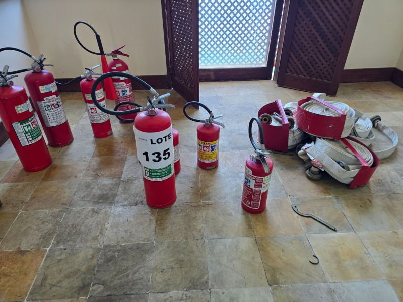 Extintores e Mangueiras - Lote 135