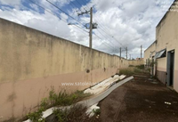 Terreno 226m² comercial em Patos de Minas/MG -