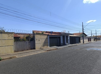 Casa com 300m² em Santa Rosa, Uberlândia/MG