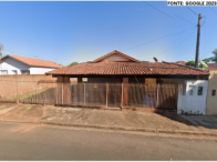 Casa com 1/3 do Terreno e 120m² em Jardim Planalto