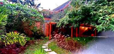 Casa com 362,50 m² e terreno de 668 m² em Curitiba