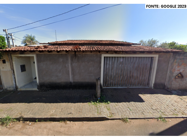 Casa com terreno de 250m² em Uberlândia/MG