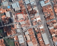 Imóvel comercial com 1.077,76m² de área total