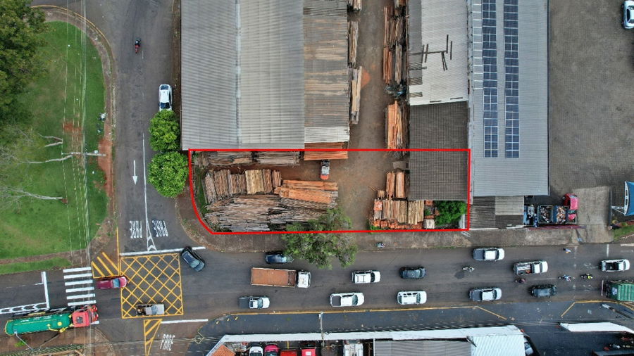 Imóvel na Rua Vicente Feijó, Londrina - 450 m²