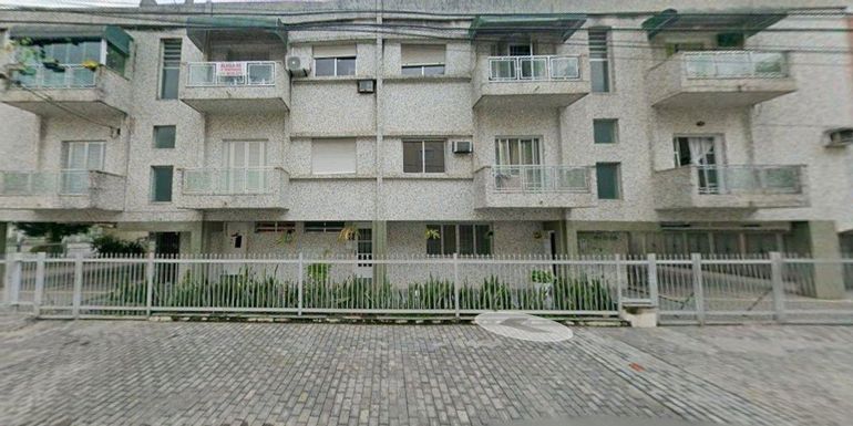 Apartamento de 64m² com 2 quartos, 1 banheiro e vaga de garagem