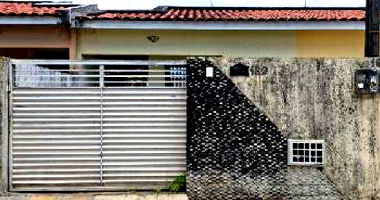 Casa aconchegante com 2 quartos, 2 banheiros e 56,5 m² construída