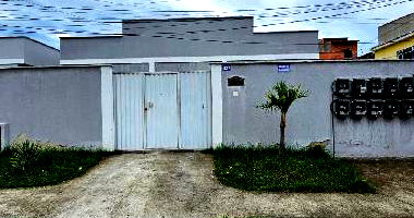 Casa com 1 vaga, 28,98m² área construída, 1 banheiro