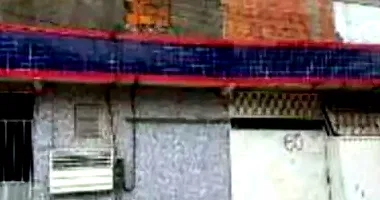 Casa com 1 vaga, 60m² construídos, ocupada