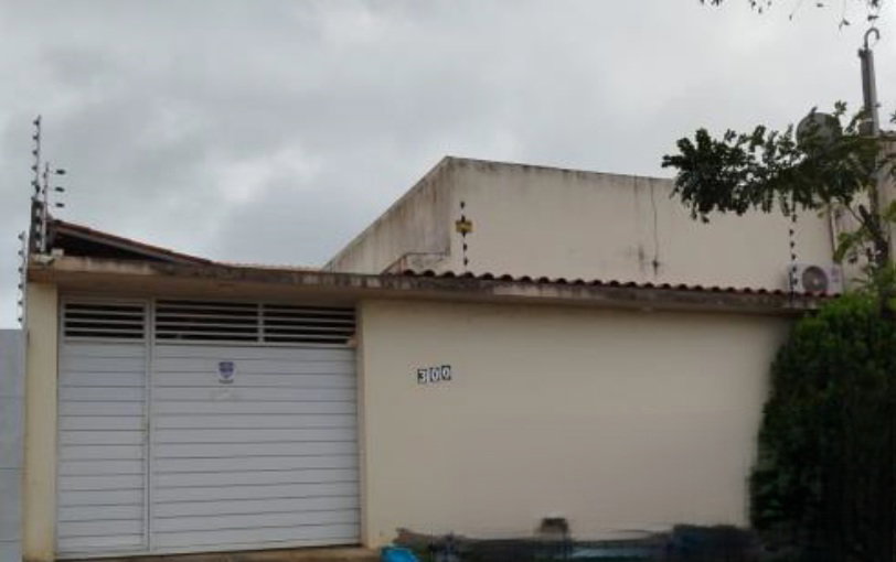 Casa com 2 quartos, 1 banheiro e 90m² de área construída