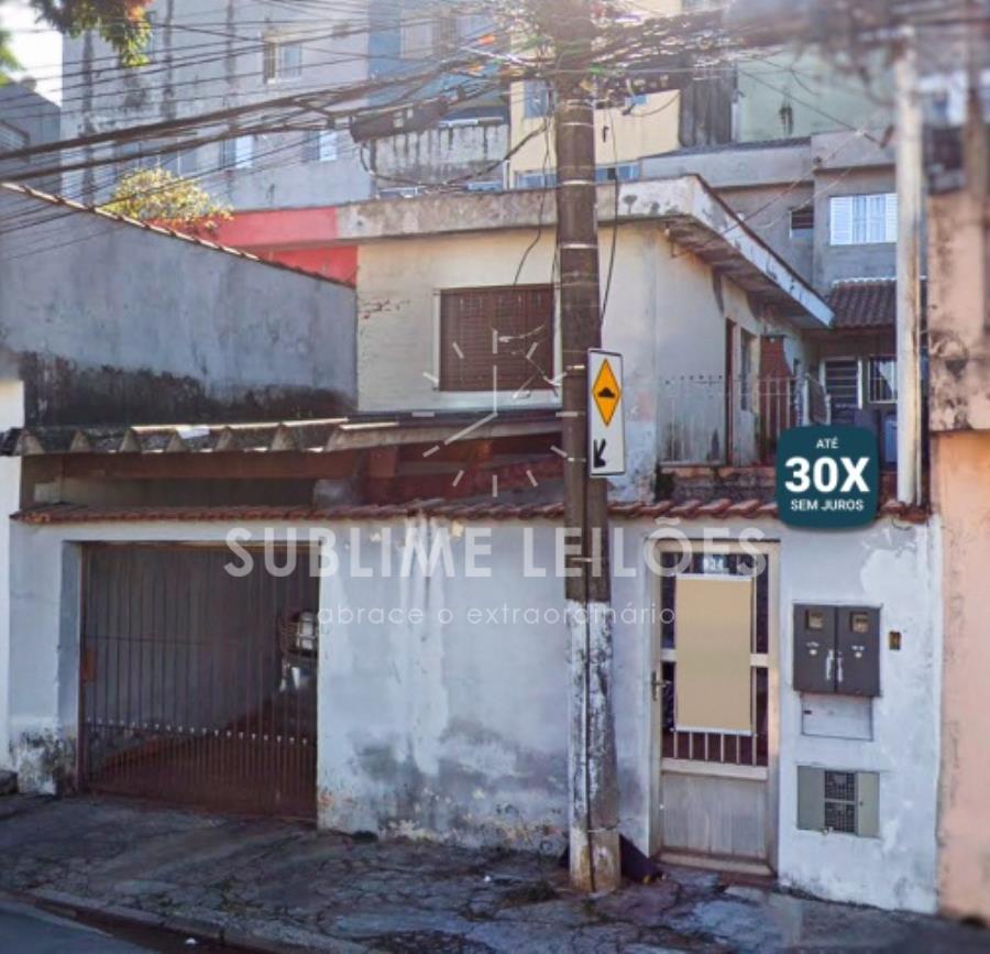 Terreno com construção de 110m², 2 pavimentos