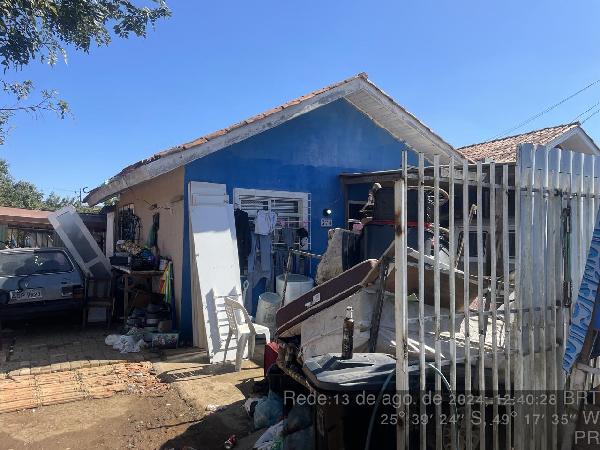 Casa 2 quartos, 1 banheiro, 1 vaga, 40m² construída, desocupada