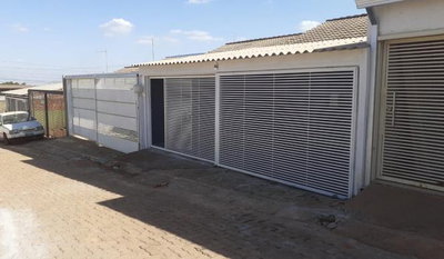 Casa em condomínio com 132m², 1 vaga, ocupada