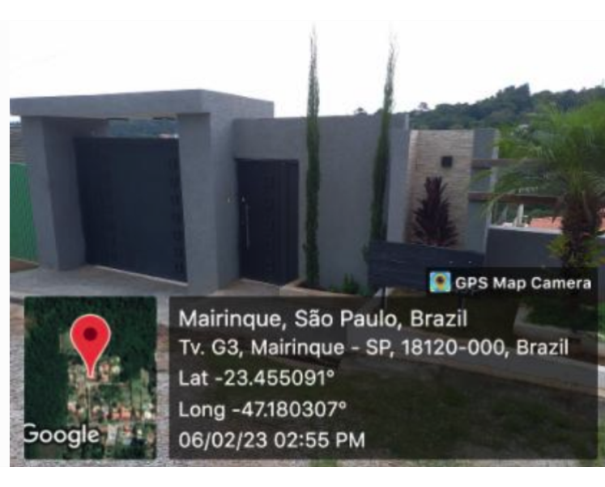 Terreno residencial amplo com construção não averbada, 2700m²