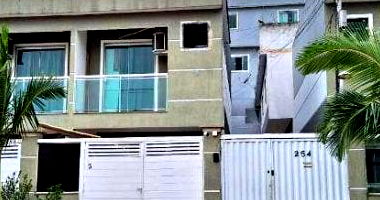 Casa em Condomínio 3 quartos 2 banheiros 116m² ocupada