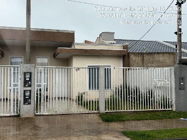 Casa com 63m² construída em terreno de 150m², desocupada