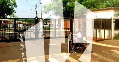 Casa em Sertãozinho/SP com 2 quartos e 188m² de terreno