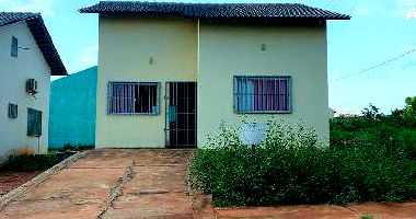 Casa com 2 quartos, 1 banheiro, 1 vaga, 63m² construída