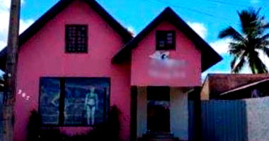 Casa ampla 3 quartos, 1 banheiro, 320m² construída, ocupada