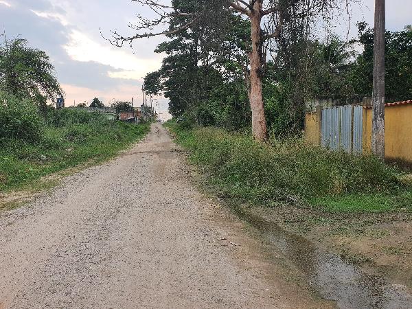Apartamento com 2 Quartos e 1 Vaga em Itaboraí
