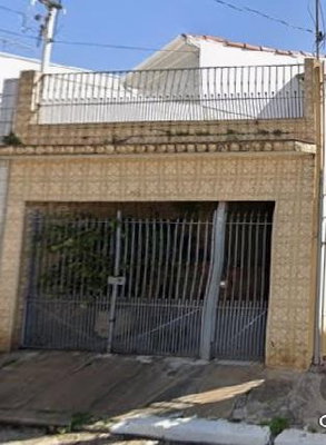 Casa com 3 quartos, 113m² construídos, ocupada