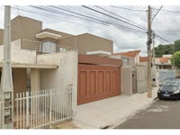 Casa em leilão com 362,42m² de área construída