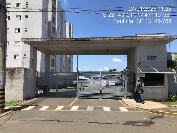 Apartamento 2 quartos, 2 banheiros, 1 vaga, 46m² privativos