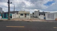 Casa Ocupada em Francisco Beltrão com 140m² de Área Construída