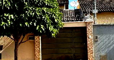 Casa em Palmeiras de Goiás com 2 quartos e 128m²