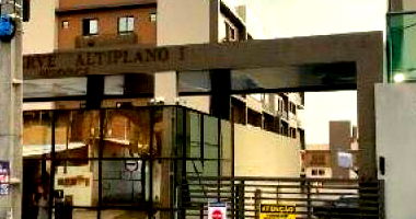 Apartamento com 2 quartos, 2 banheiros e 1 vaga