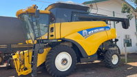Colheitadeira New Holland CR6.80+ Plataforma de Corte 2021 + Carreta