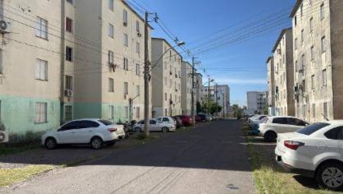 Apartamento com 2 Quartos em Canoas/RS