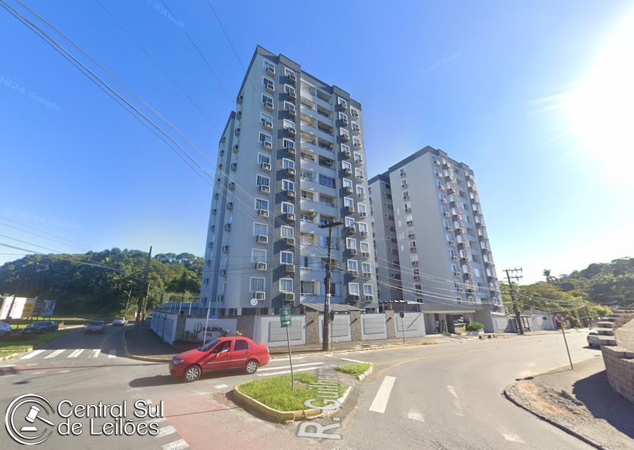 Apartamento com 3 Quartos e 2 Banheiros em Joinville/SC