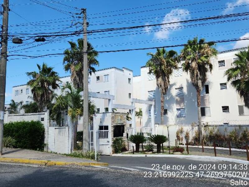 Apartamento 2 Quartos com Garagem em Salto - Oportunidade!
