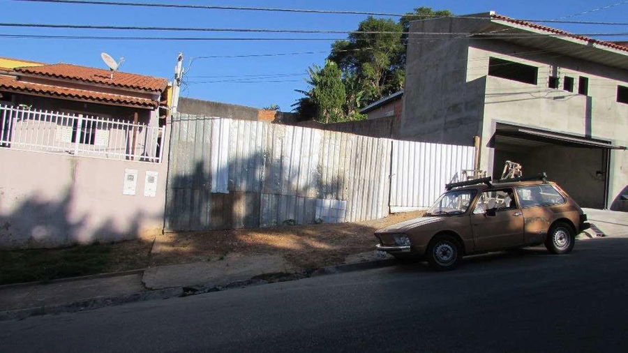 Terreno plano de 300m² sem benfeitorias, Vila Piedade