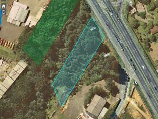 Terreno amplo de 3.864,67 m², desocupado, ideal para investimento