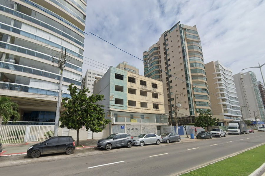 Imóvel Comercial em Vila Velha/ES com 900m² e Vista para o Mar