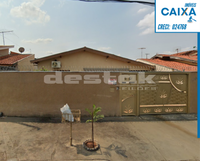 Casa com 3 Quartos e 2 Vagas em Guapiaçu/SP