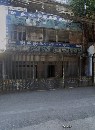 Prédio residencial com 4 andares